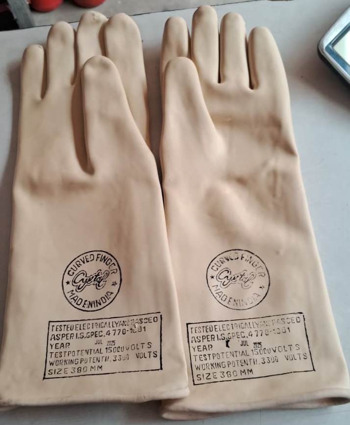 3300V Working Potential with 15KV Test Potential Electrical Shockproof Insulation Rubber Hand Gloves